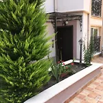 Vase Aparthotel 3*