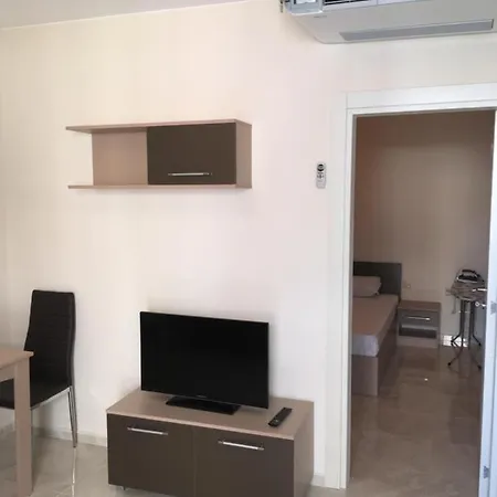 Lejlighedshotel Vase Ravda