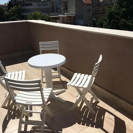 Vase Lejlighedshotel Ravda