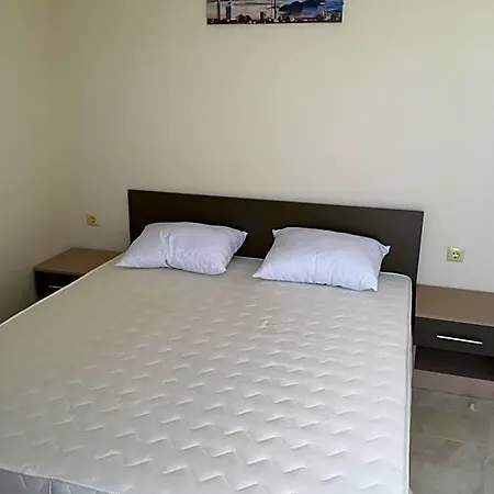 Vase Aparthotel 3*